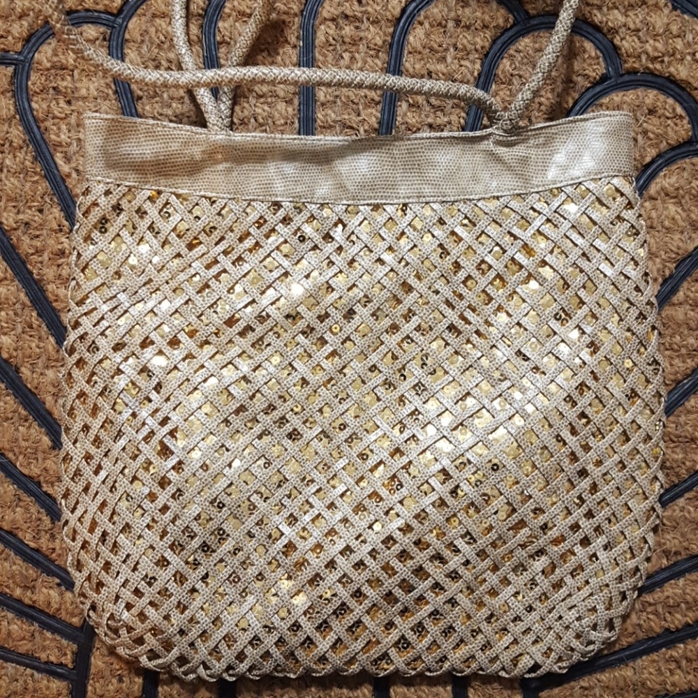 5/$25! Beige and gold tote bag